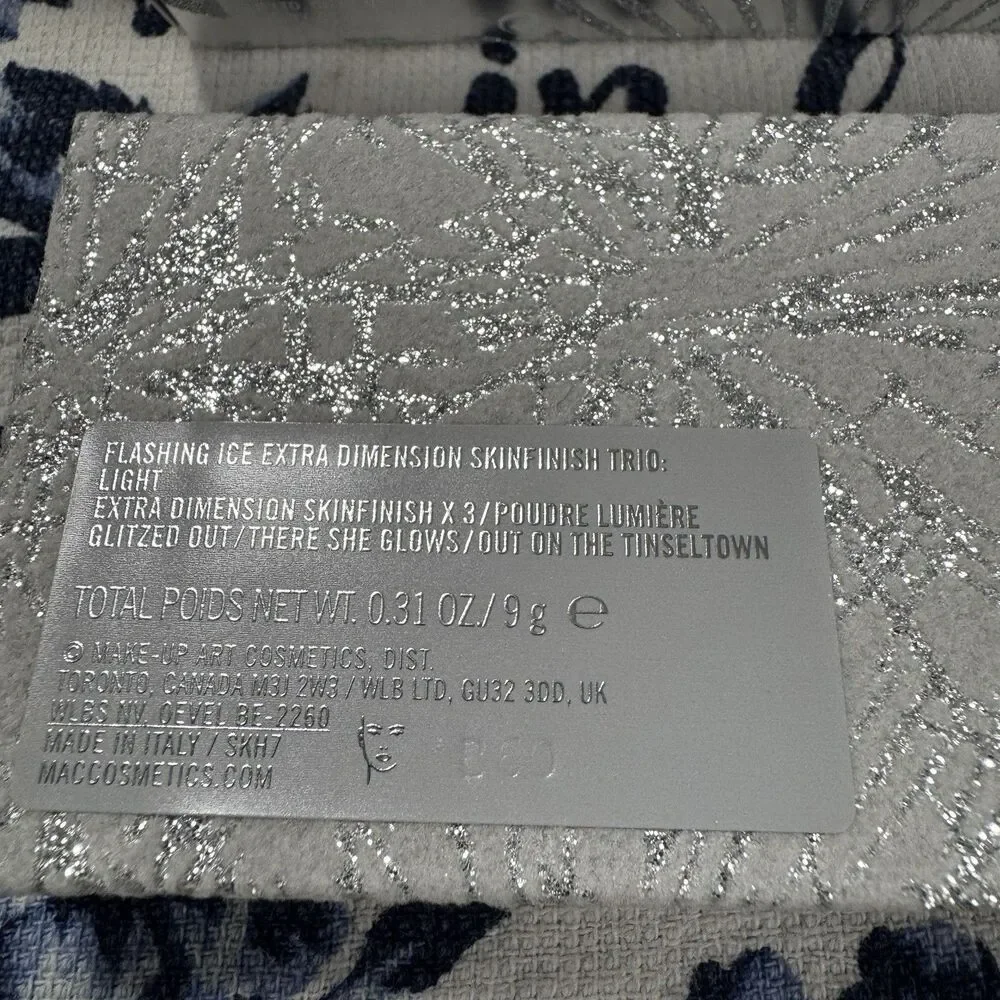 MAC Cosmetics mac flashing